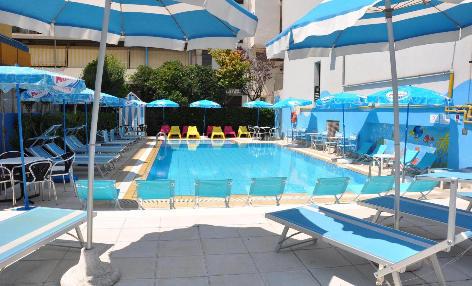 Hotel Adelphi Riccione Exterior photo